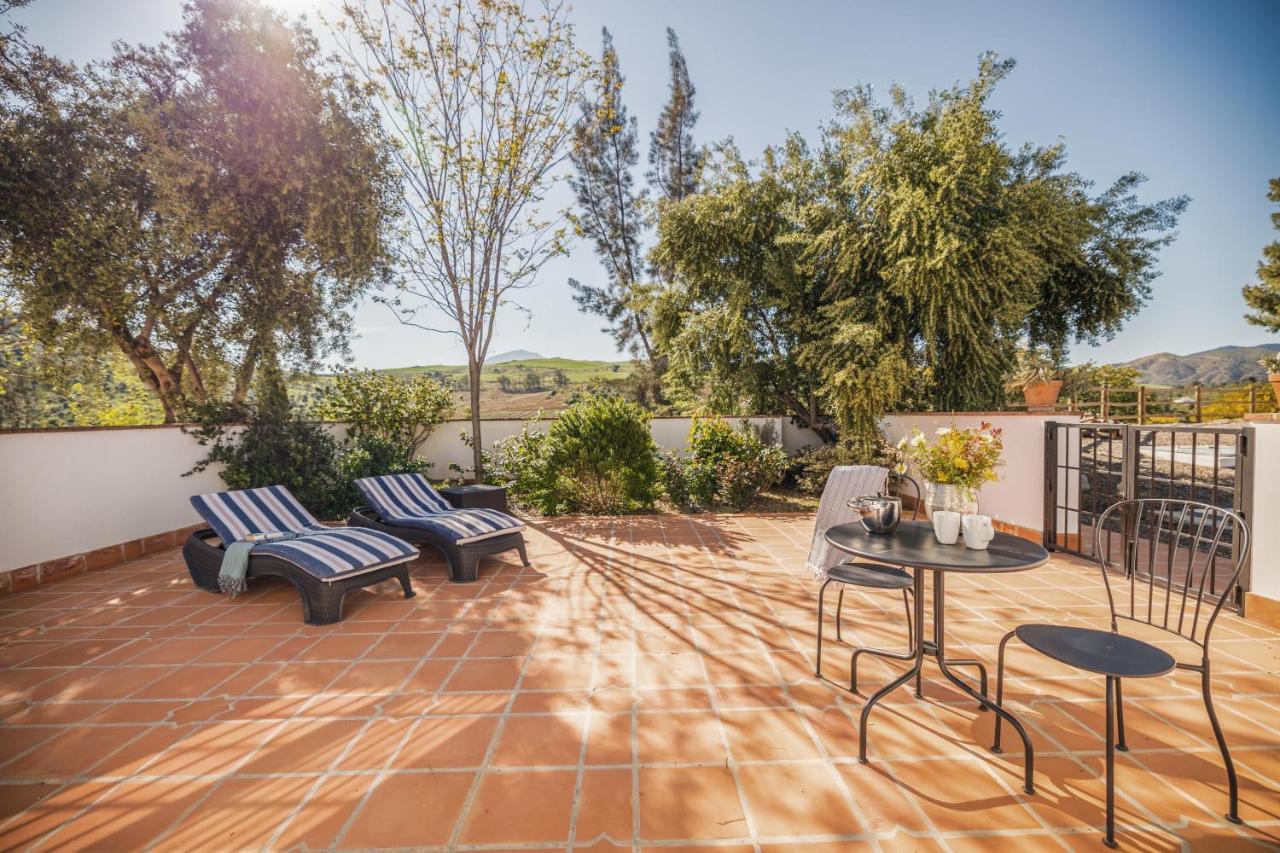 Rosas Cantares: Casa Maurus. Pizarra Exterior foto